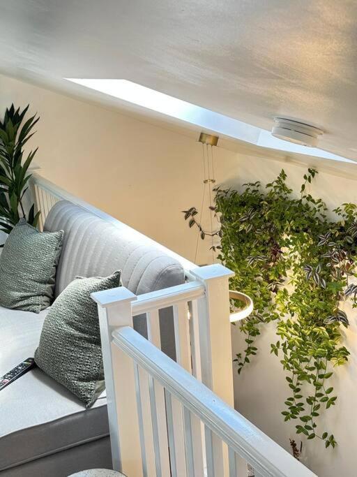 Cosy Stylish Studio Apartment Trowbridge Zewnętrze zdjęcie
