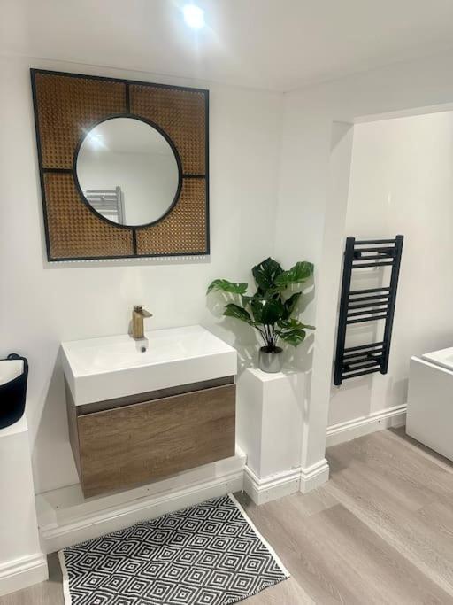 Cosy Stylish Studio Apartment Trowbridge Zewnętrze zdjęcie