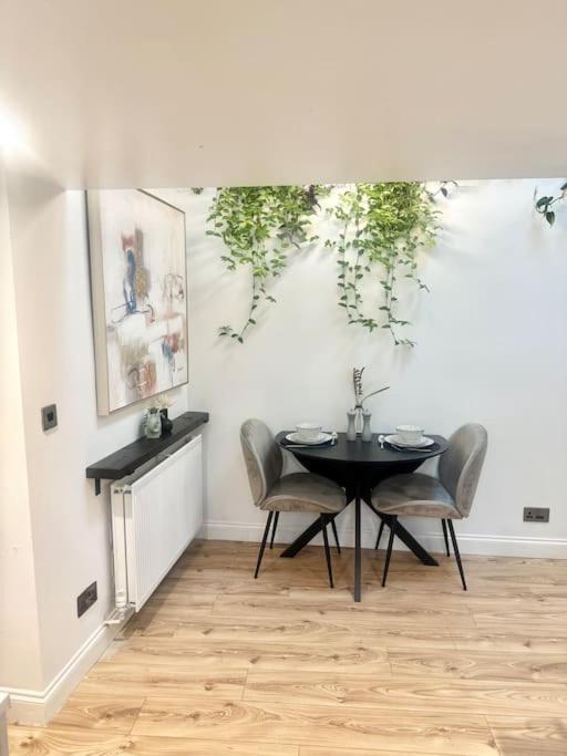 Cosy Stylish Studio Apartment Trowbridge Zewnętrze zdjęcie
