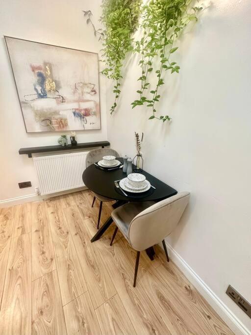 Cosy Stylish Studio Apartment Trowbridge Zewnętrze zdjęcie