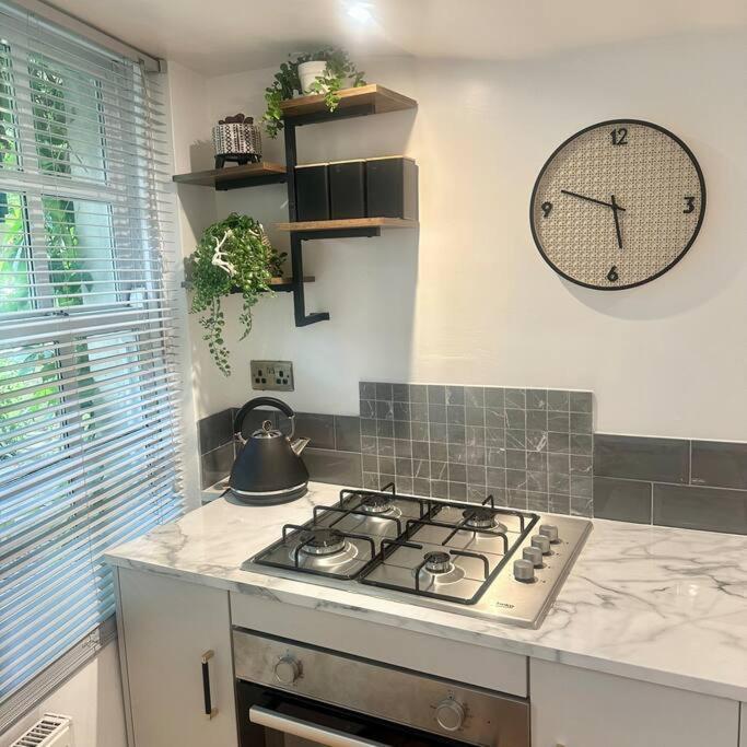 Cosy Stylish Studio Apartment Trowbridge Zewnętrze zdjęcie