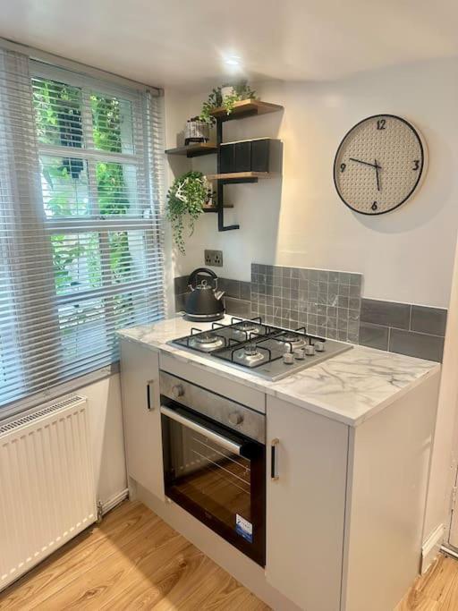 Cosy Stylish Studio Apartment Trowbridge Zewnętrze zdjęcie